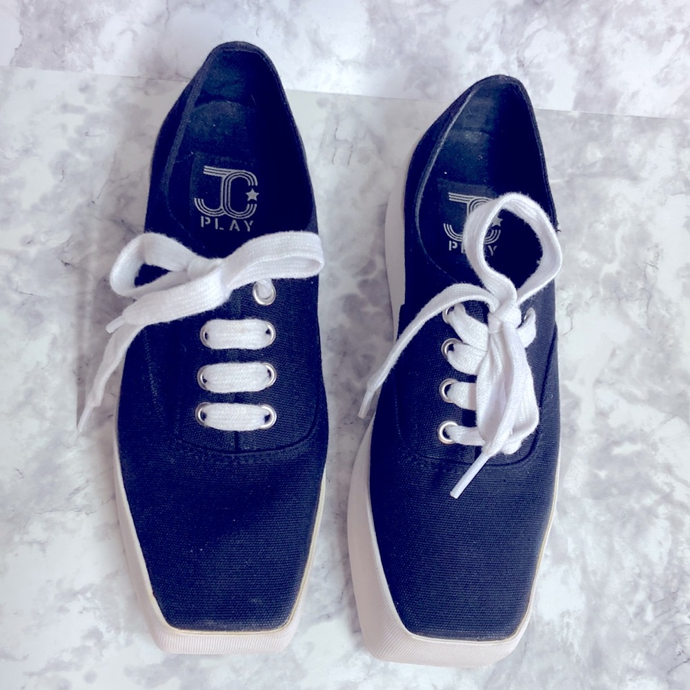 JC Play by Jeffrey Campbell Navy square toe platform sneakers size 8